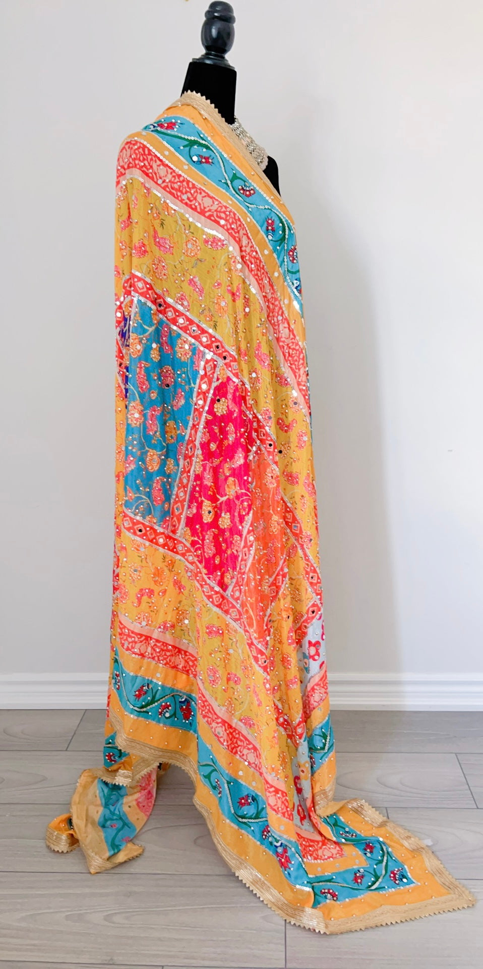 Humaira Dupatta