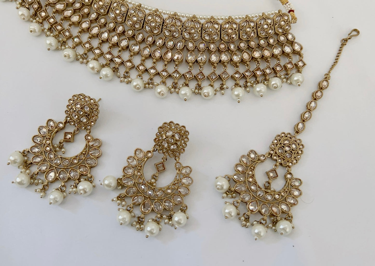 Livtar Necklace Set