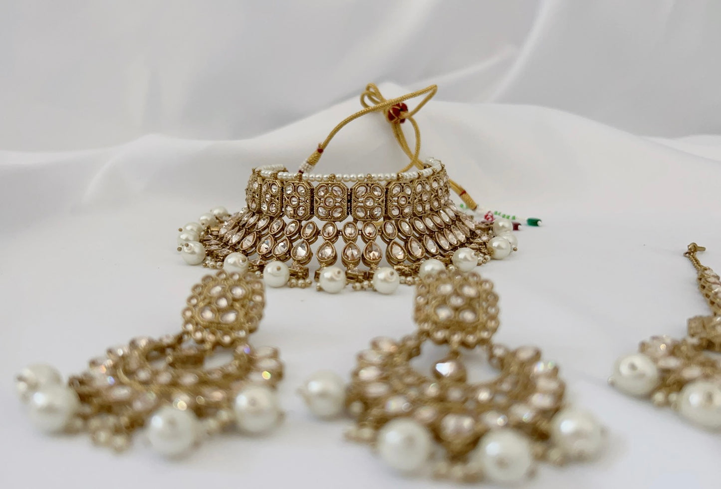 Livtar Necklace Set