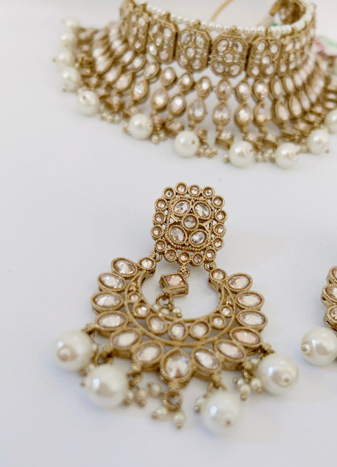 Livtar Necklace Set