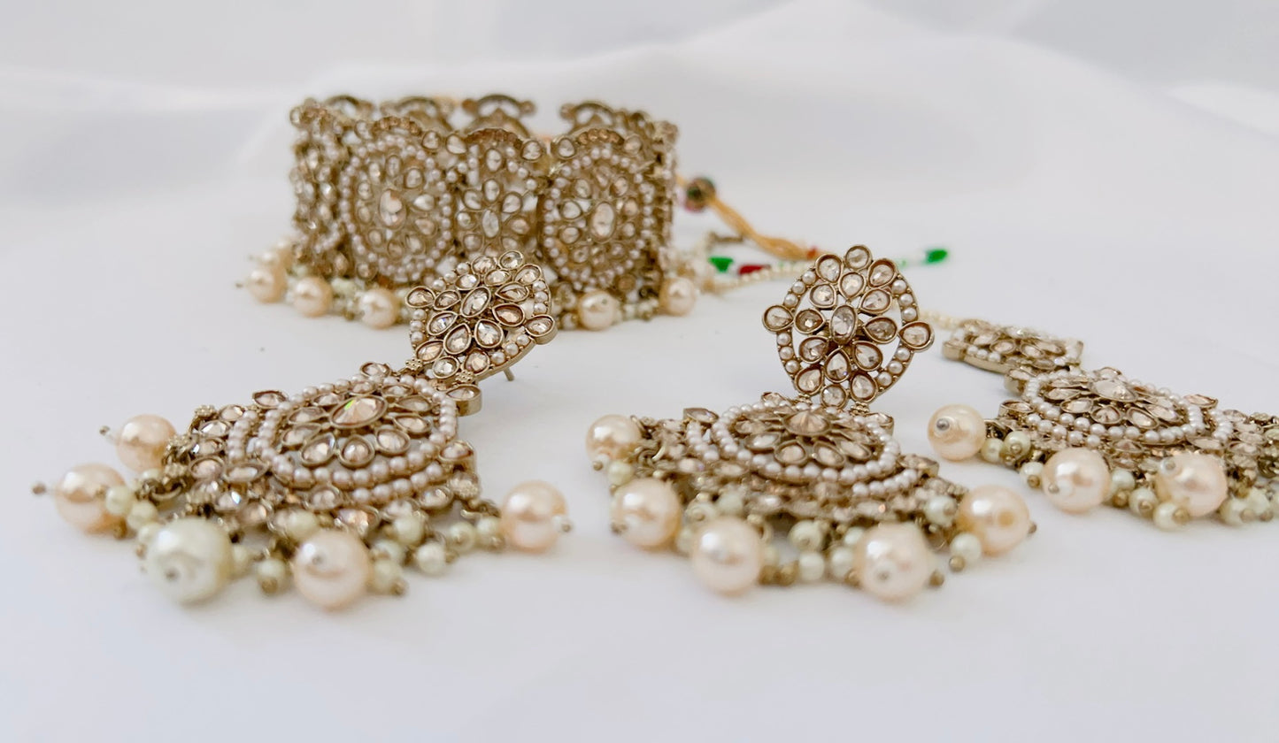 Lavanya Necklace Set