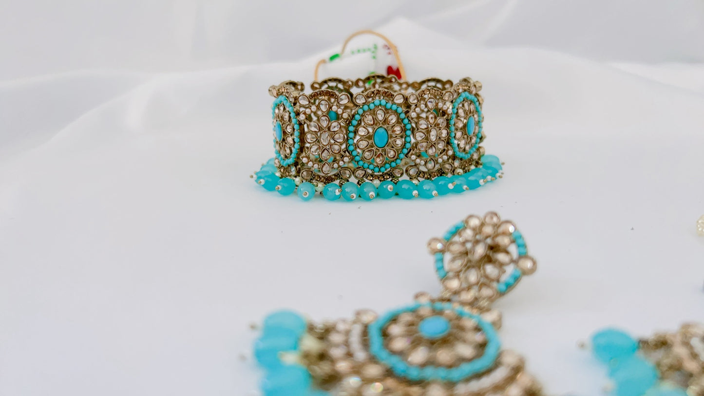 Nimriti Necklace Set