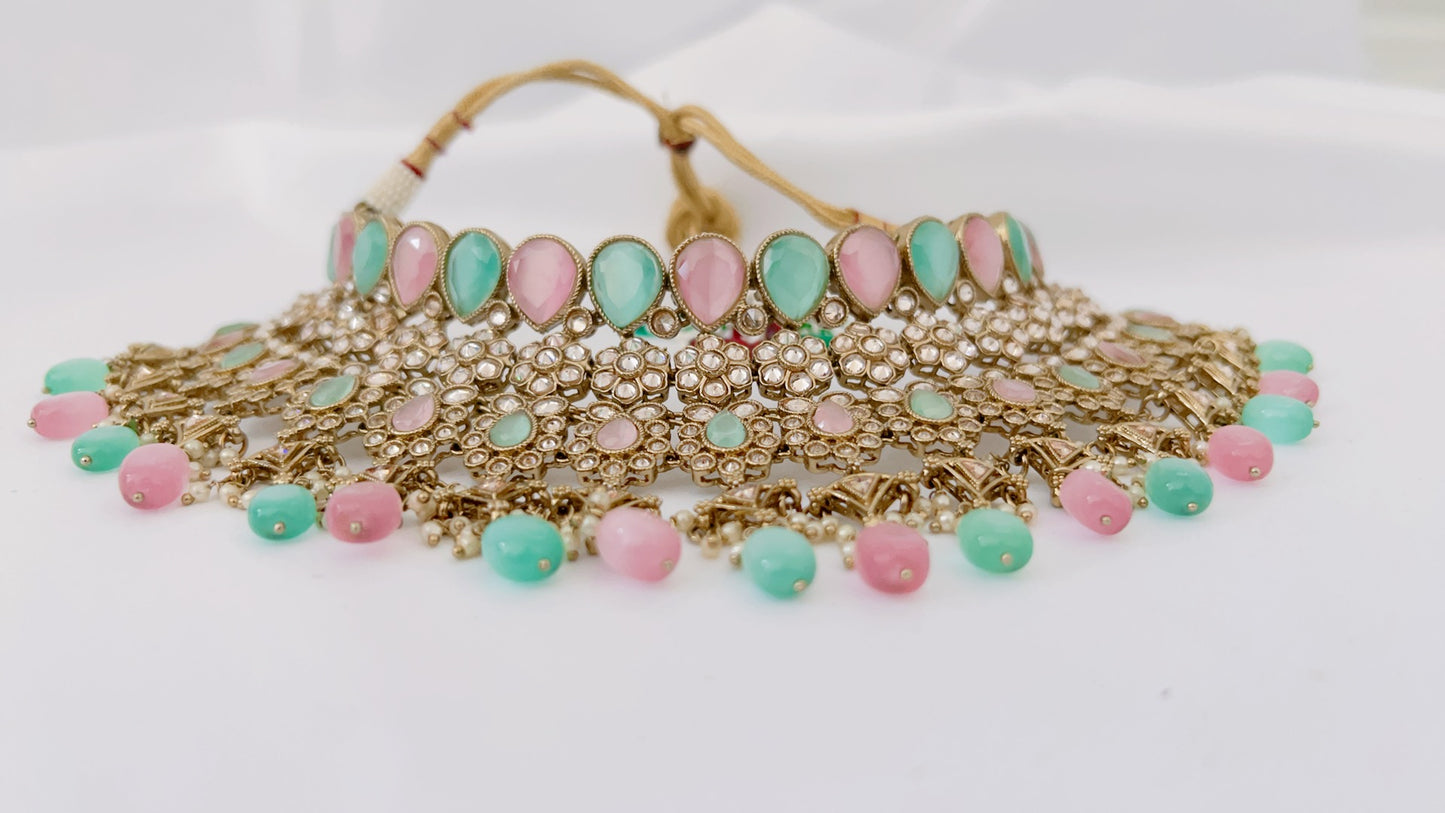 Veera Necklace Set