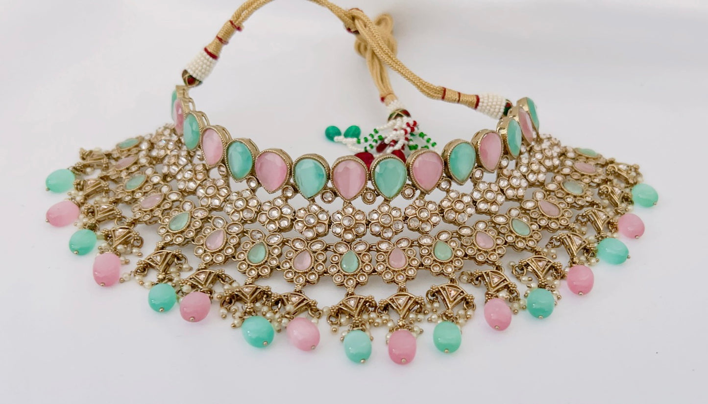 Veera Necklace Set