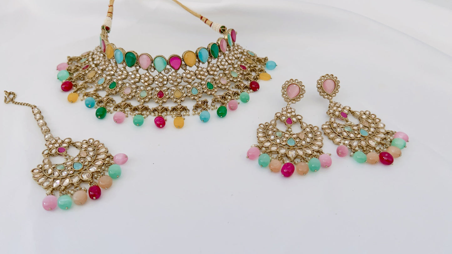 Ishani Necklace Set