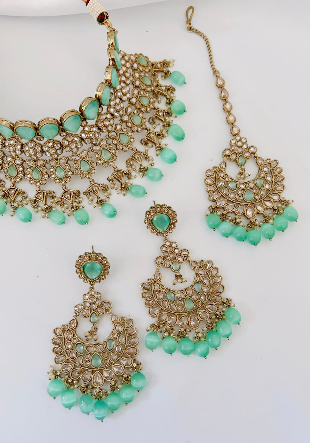 Dhruvi Necklace Set