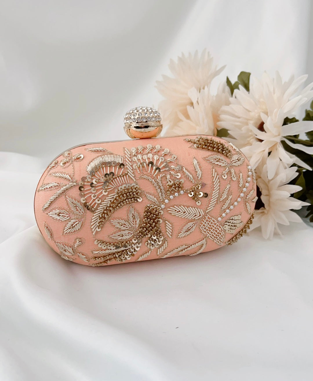 Hana Clutch