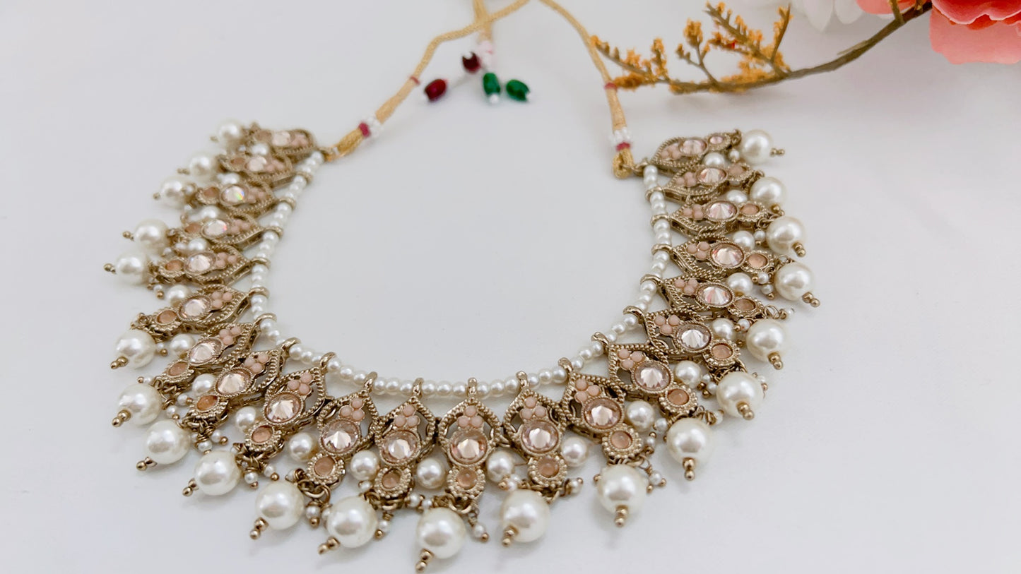 Deepal Necklace Set