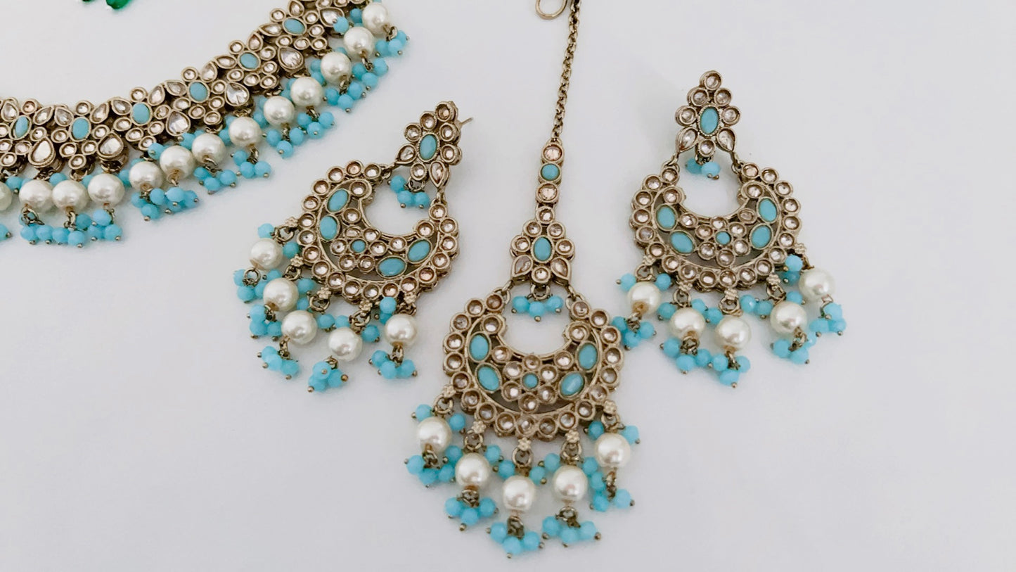 Japsi Necklace Set
