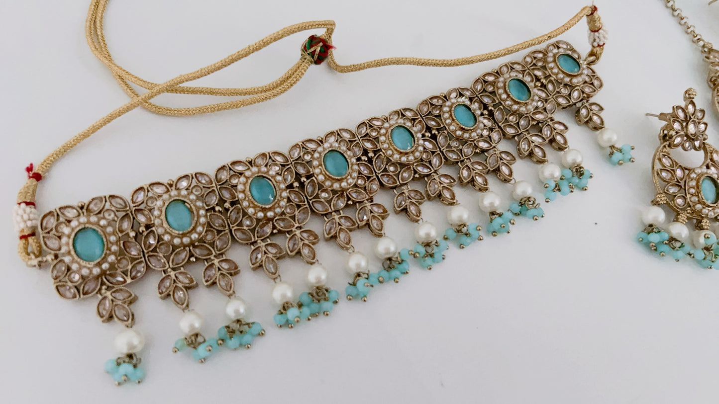 Reena Necklace Set