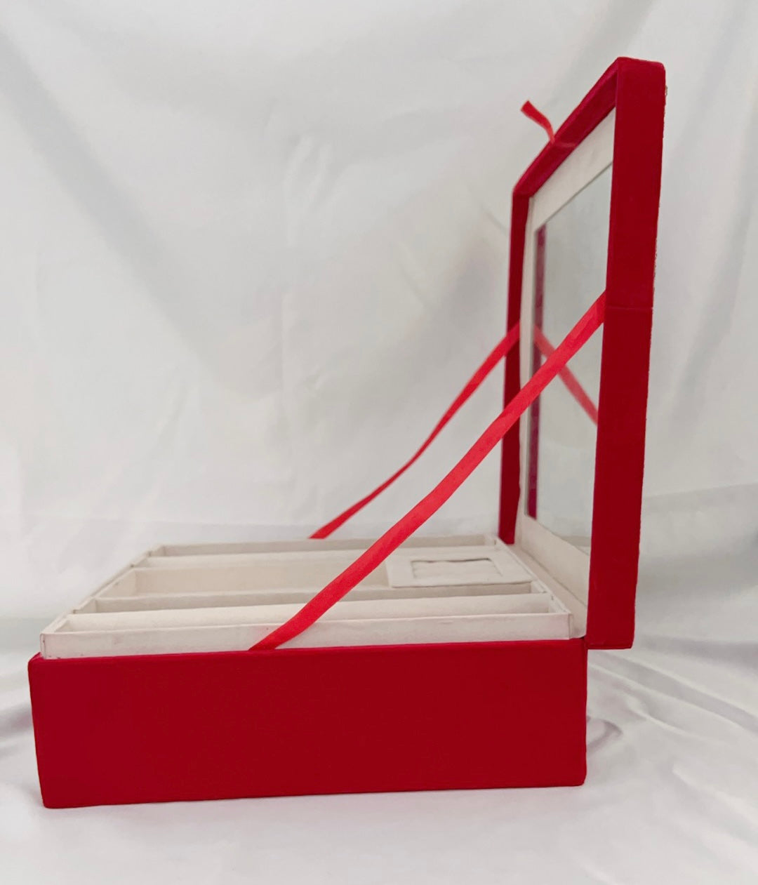Jazmin Jewellery Box