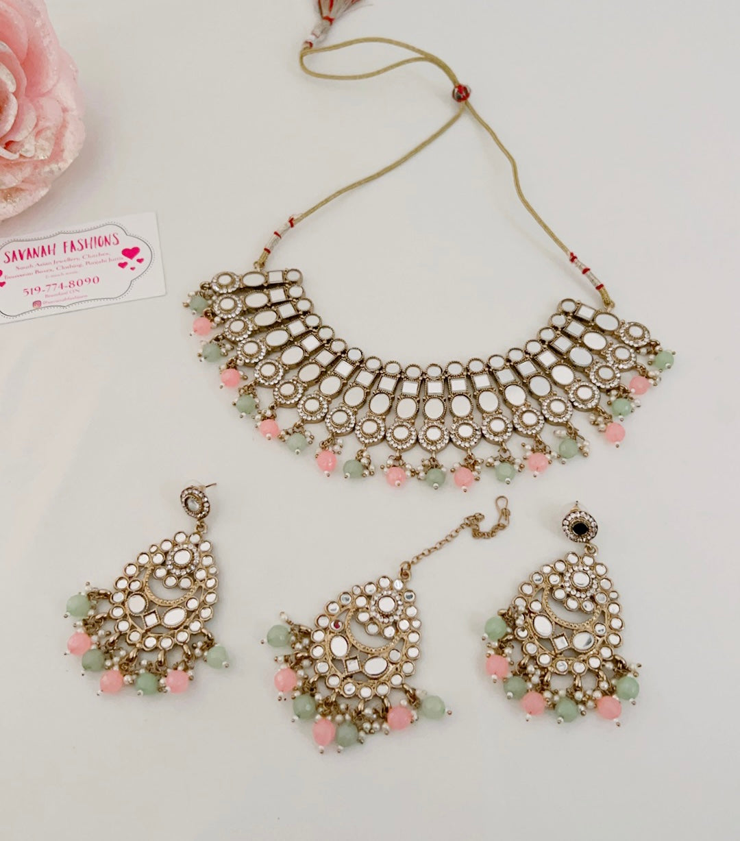 Iliyana Necklace Set