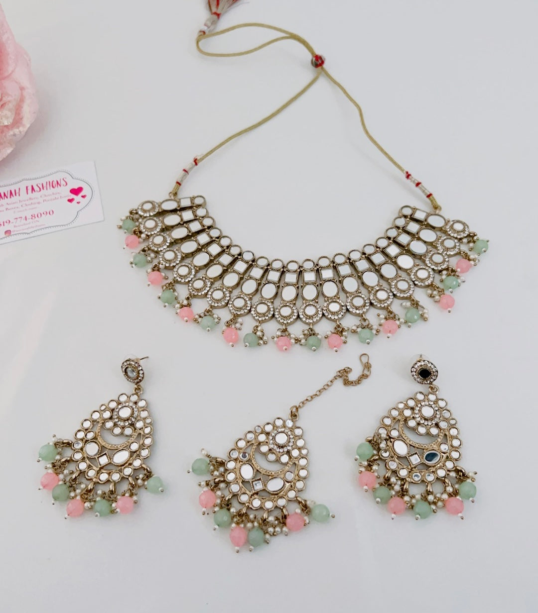 Iliyana Necklace Set