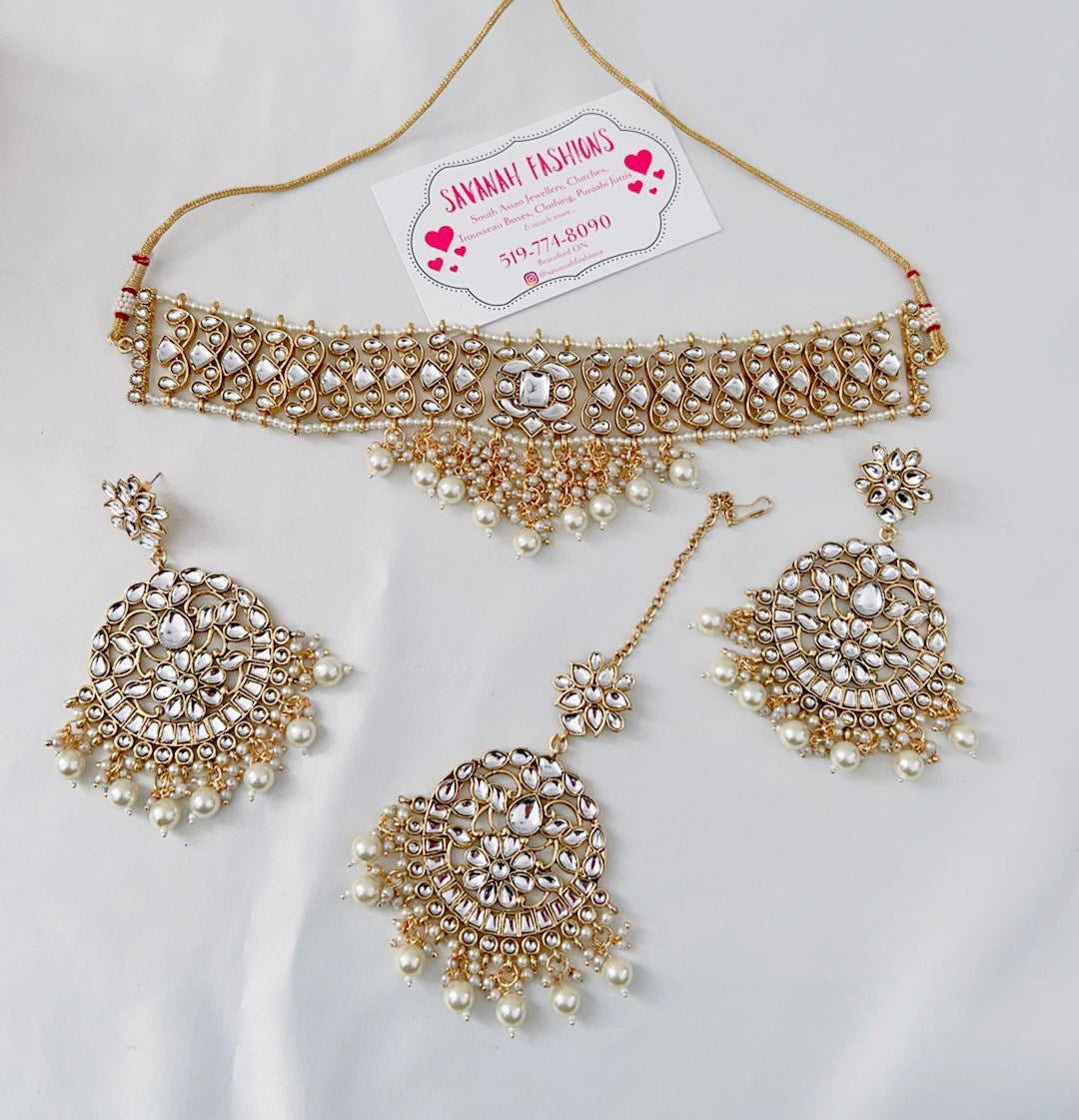 Clariscia Necklace Set