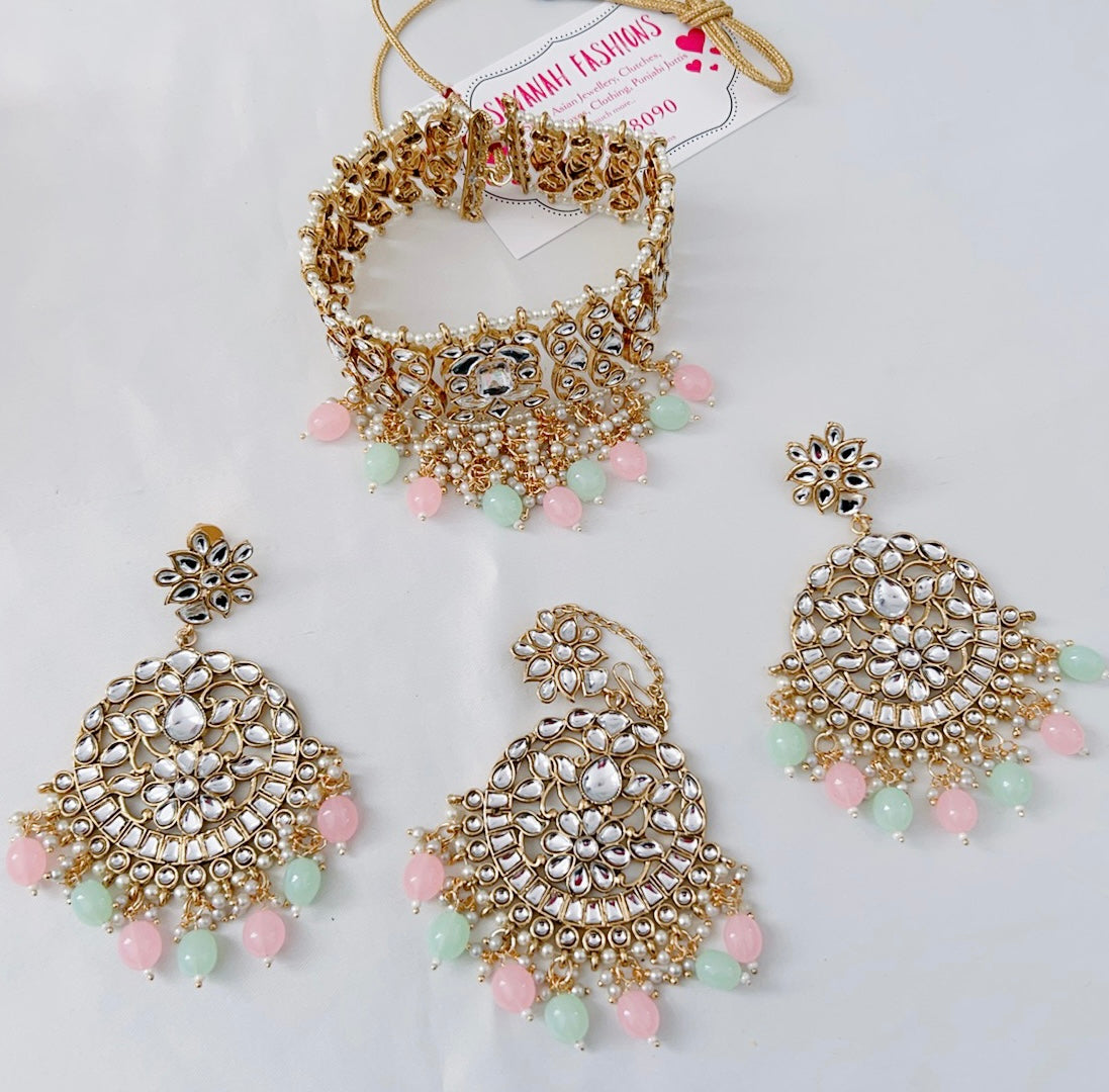 Cand Choker Set