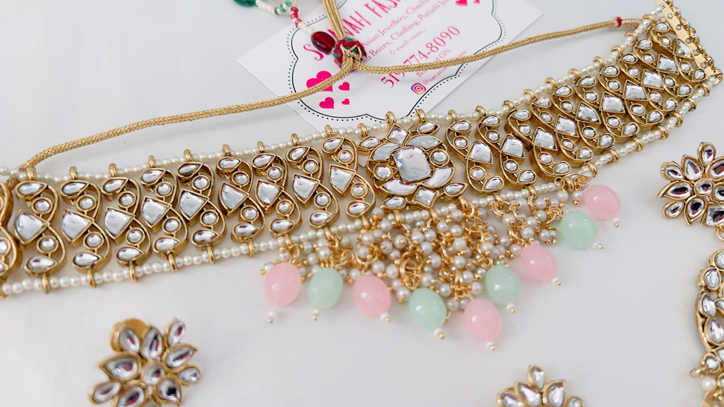 Cand Choker Set