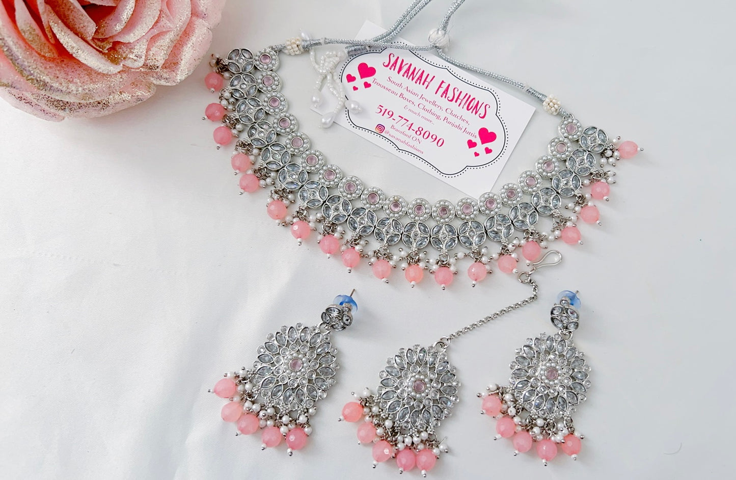 Surmi Necklace Set