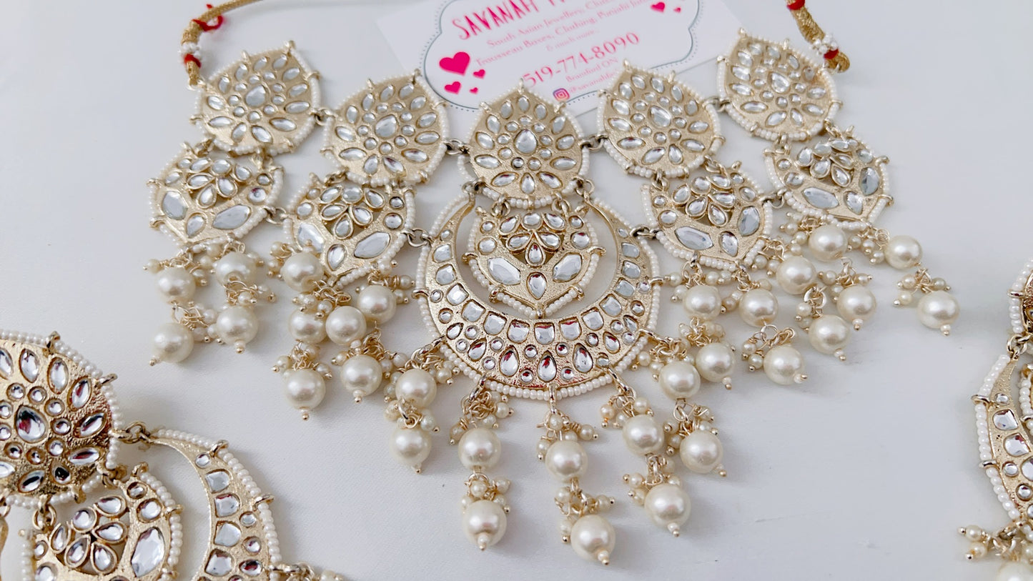 Shabha Necklace Set