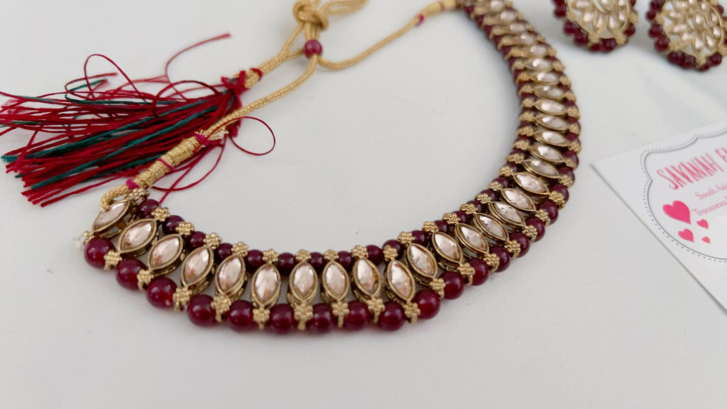 Gurj Necklace Set