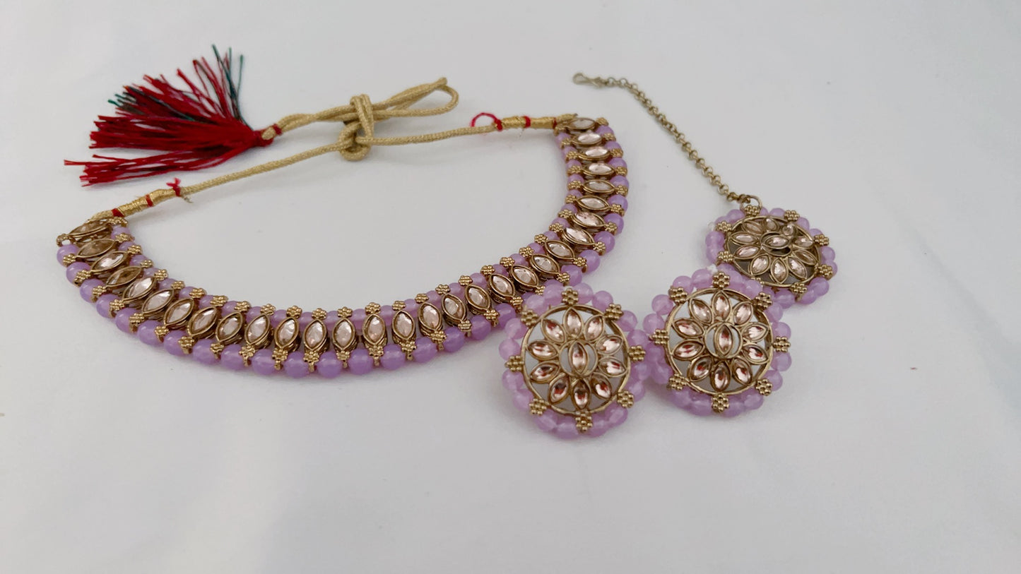 Gurj Necklace Set
