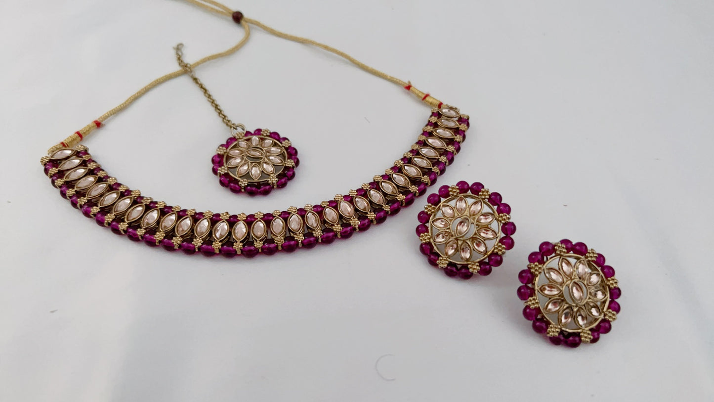 Gurj Necklace Set
