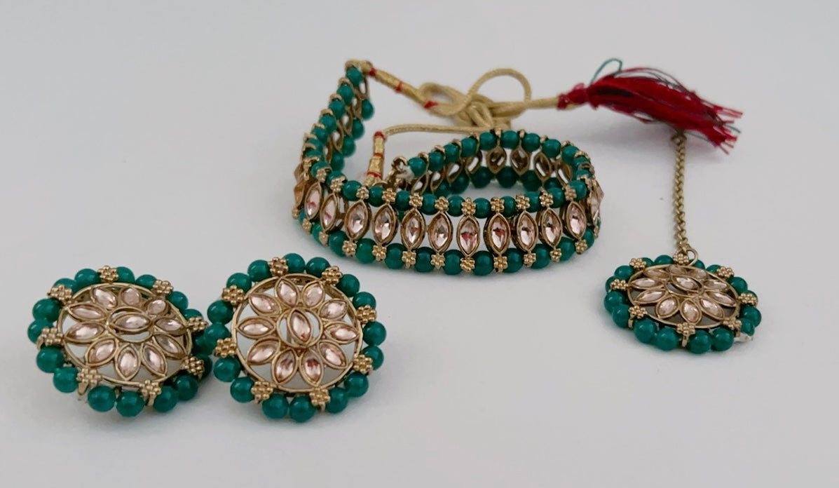 Gurj Necklace Set