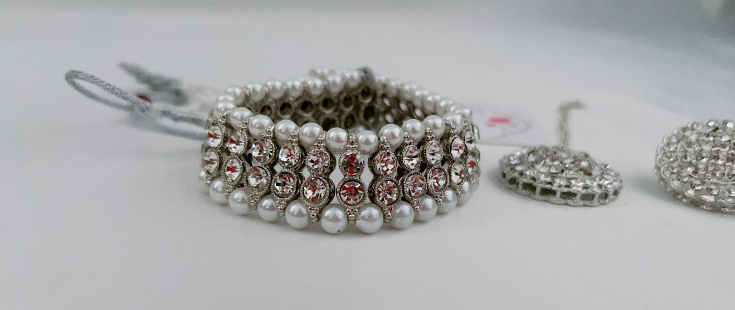 Shayra Necklace Set
