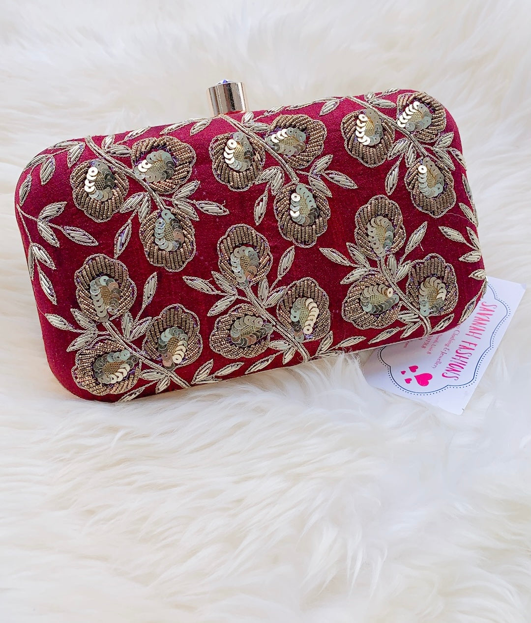 Mahhi Clutch