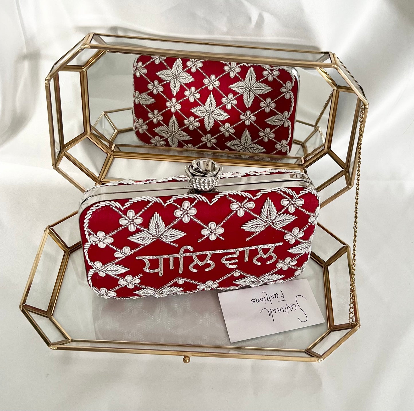 Neha Clutch