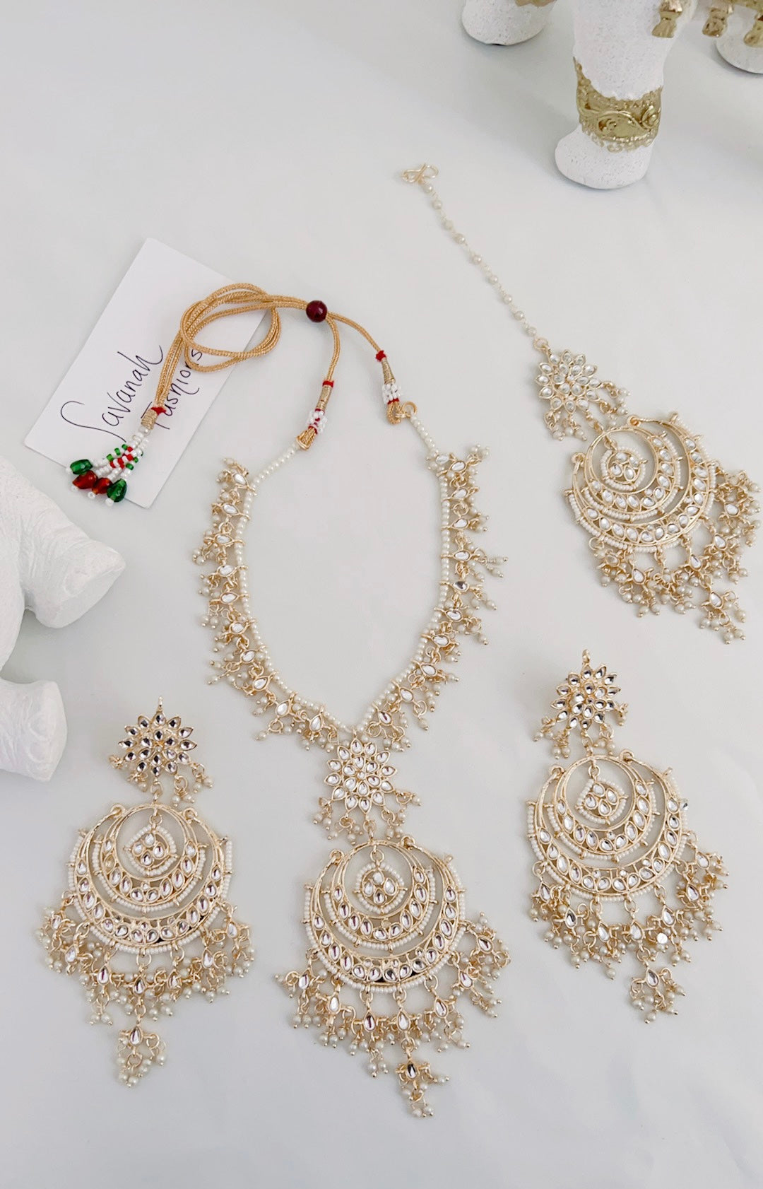 Yazhini Necklace Set