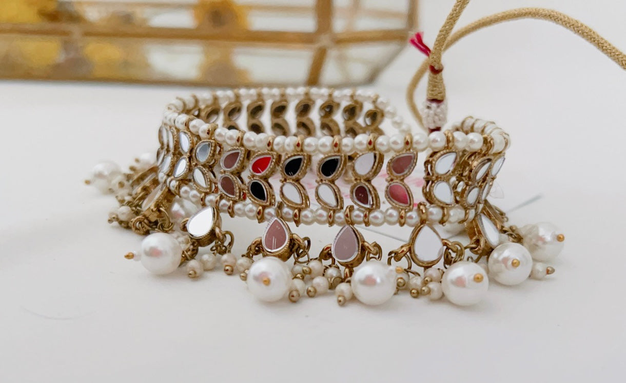 Amrita Necklace Set