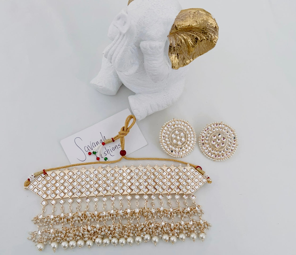Hema Necklace Set