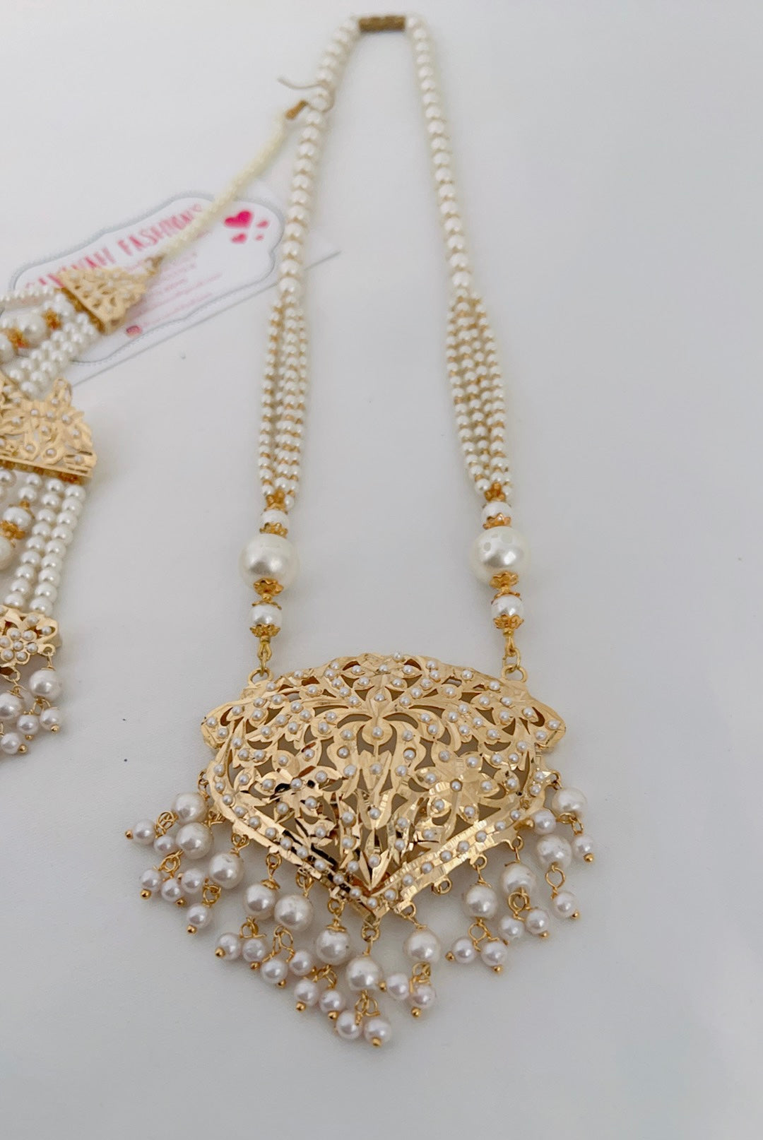 Reina Necklace Set