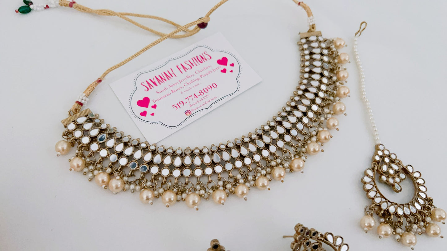 Anmol Necklace Set