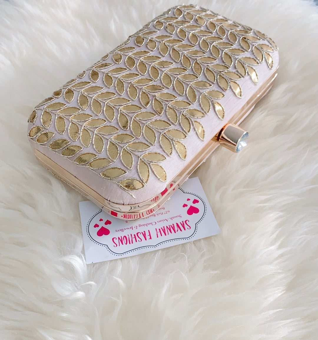 Sanam Clutch