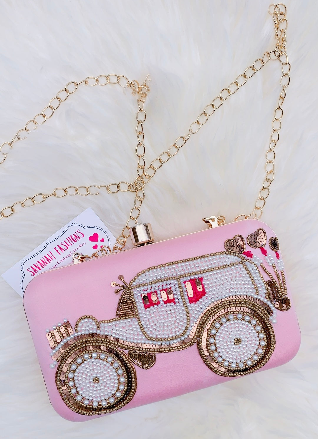 Guddi Clutch