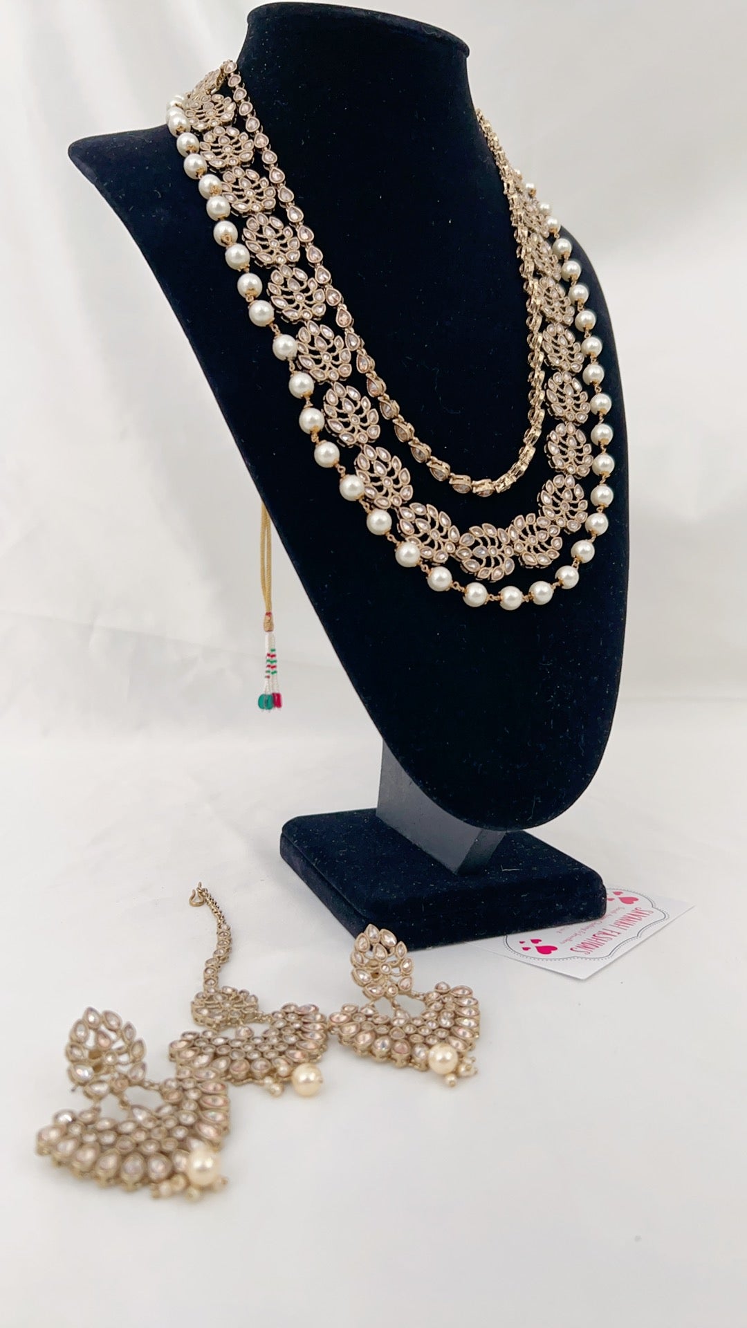 Panra Necklace Set