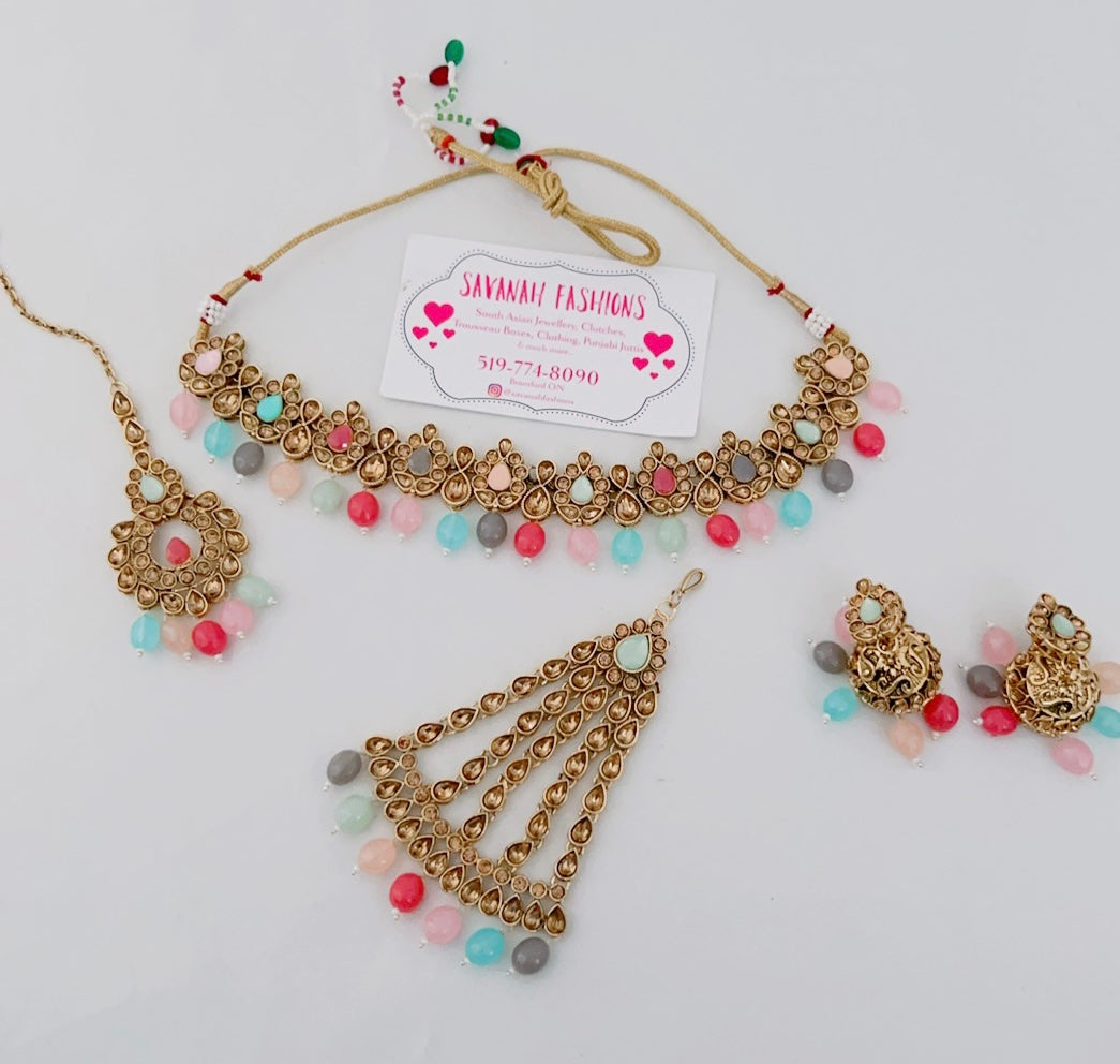 Surmila Necklace Set