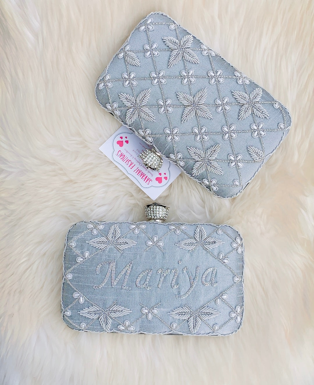 Neha Clutch