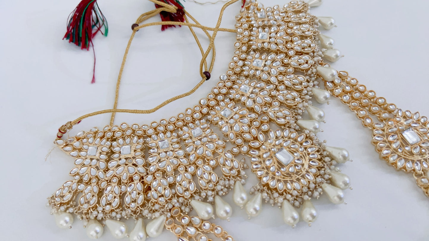 Araya Bridal Set