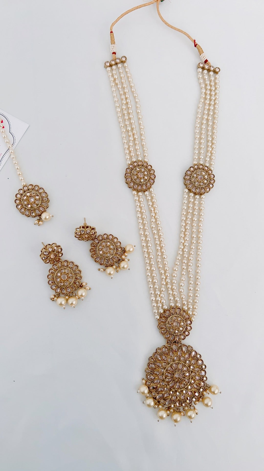 Nanala Necklace Set