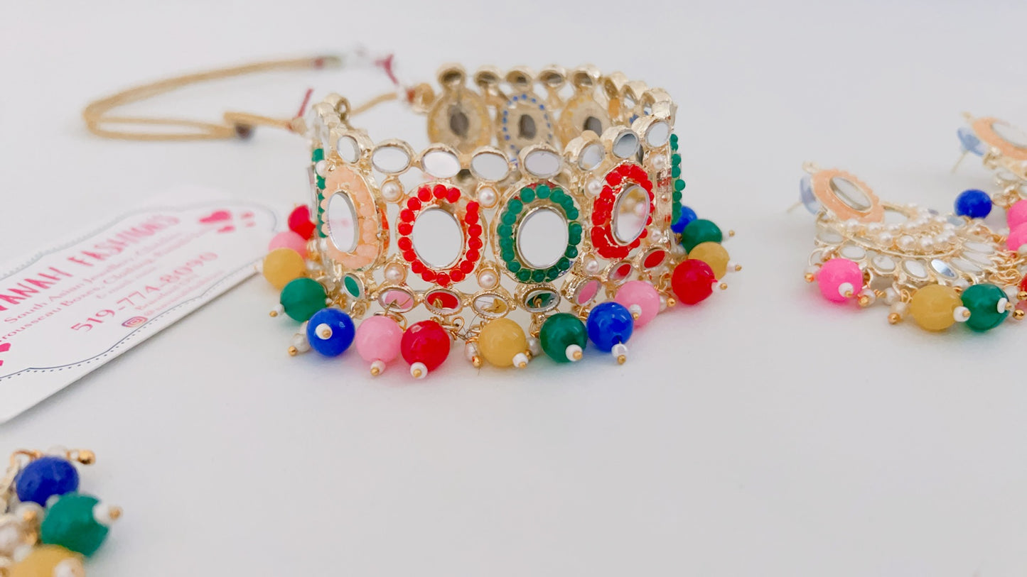 Yashi Necklace Set