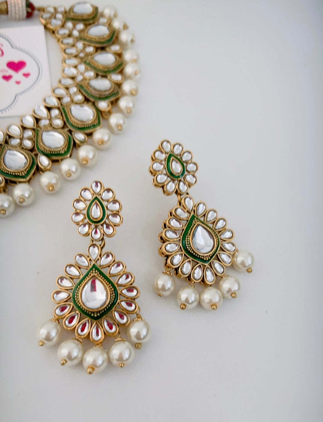 Hayah Necklace Set