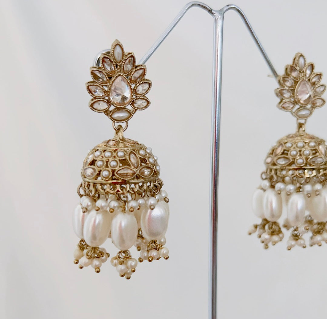 Sharmila Necklace Set