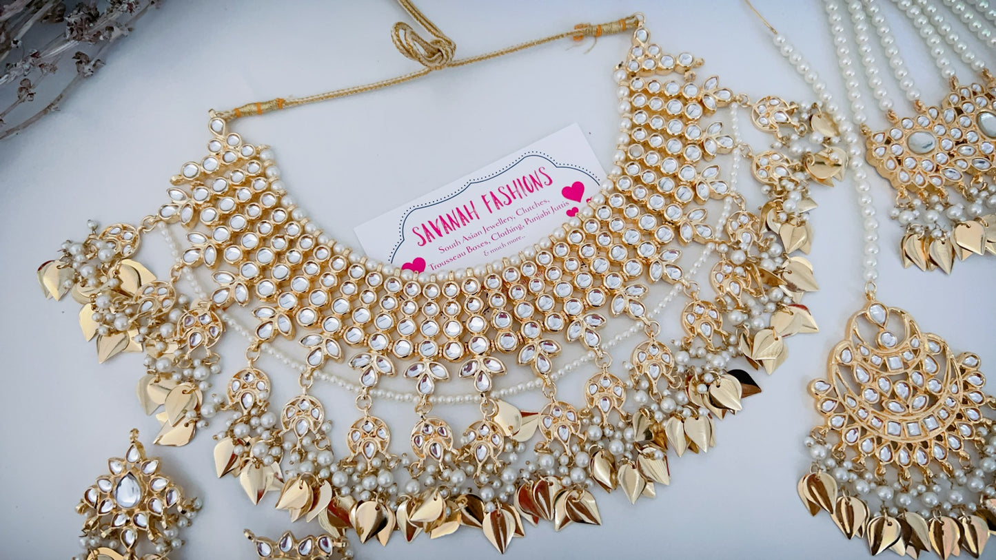 Perla Necklace Set
