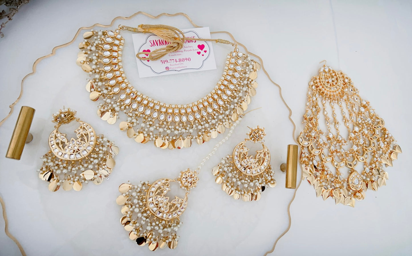 Helmi Necklace Set