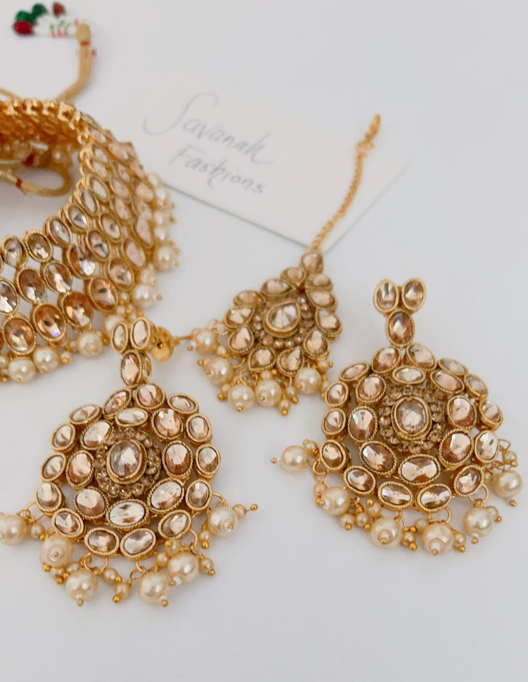 Raiya Necklace Set