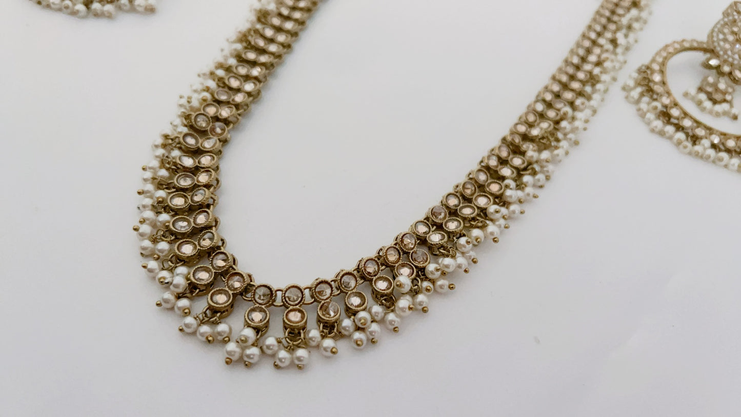 Urvashi Long Haar Set