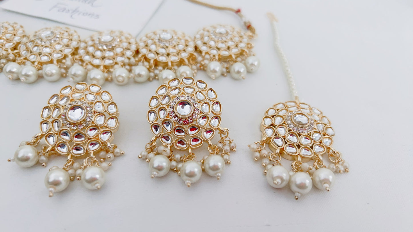 Jacky Necklace Set