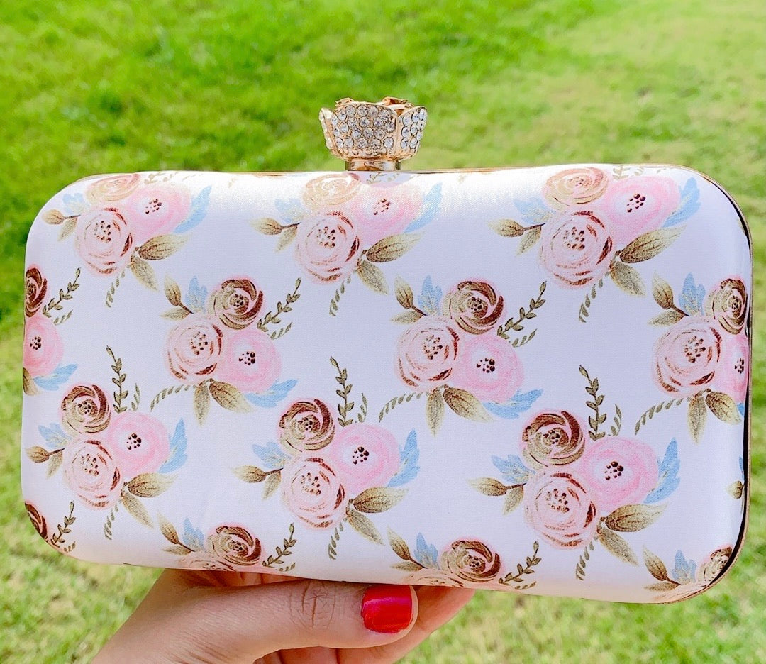 Stara Clutch